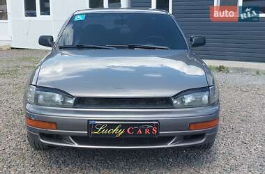 Седан Toyota Camry 1996 в 