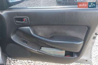 Седан Toyota Camry 1996 в 