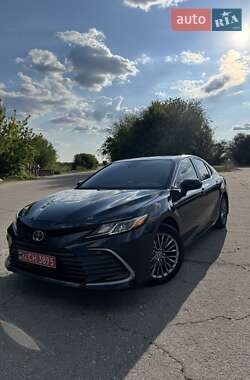 Седан Toyota Camry 2021 в Мироновке