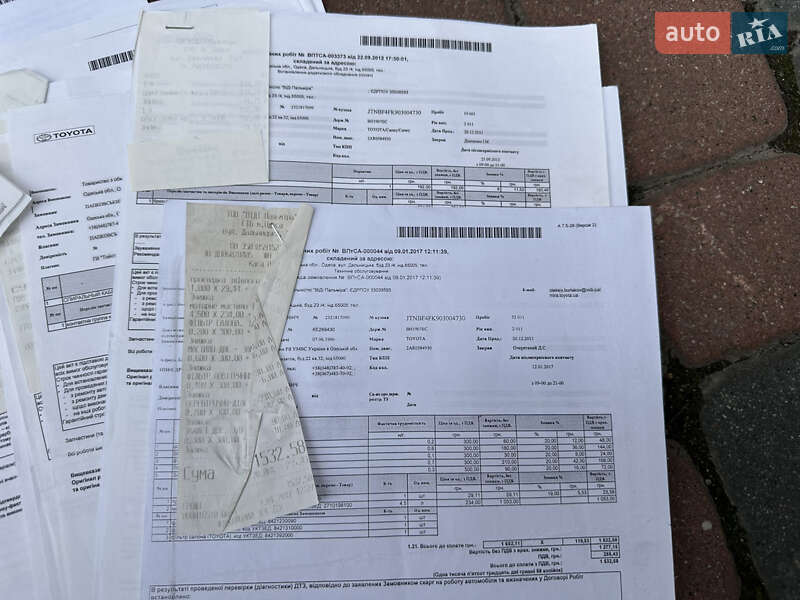 Седан Toyota Camry 2011 в Івано-Франківську