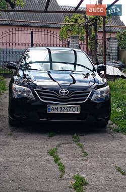 Седан Toyota Camry 2011 в Жмеринке