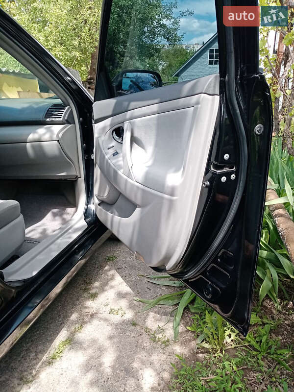Седан Toyota Camry 2011 в Жмеринке
