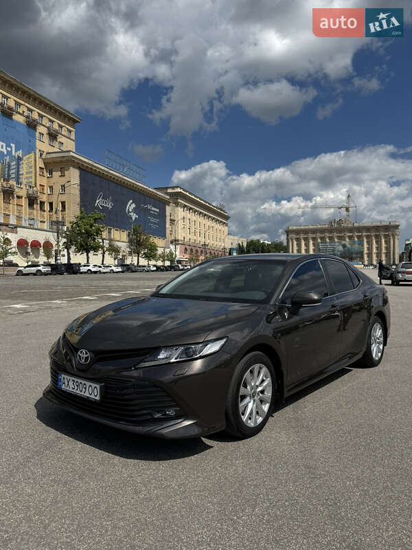 Toyota Camry 2020