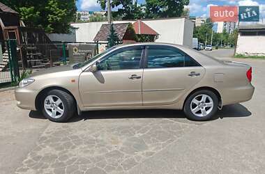 Седан Toyota Camry 2003 в Киеве