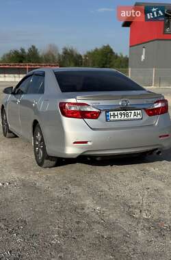 Седан Toyota Camry 2012 в 