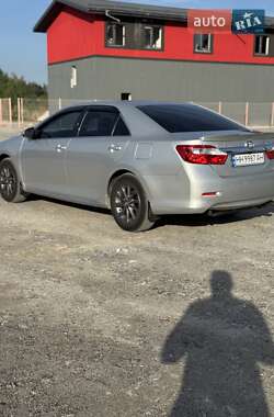 Седан Toyota Camry 2012 в 