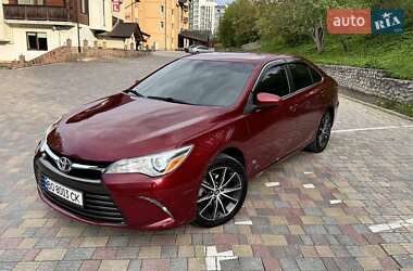 Седан Toyota Camry 2017 в Тернополе