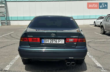 Седан Toyota Camry 1997 в 