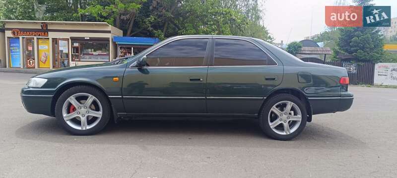 Toyota Camry 1999