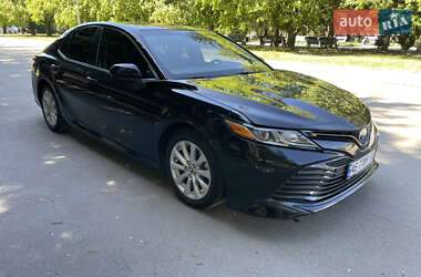Седан Toyota Camry 2017 в Желтых Водах
