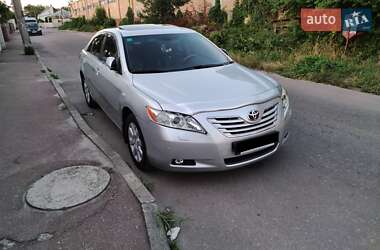 Седан Toyota Camry 2007 в Житомире