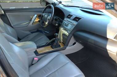 Седан Toyota Camry 2006 в 