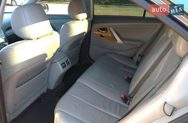 Седан Toyota Camry 2006 в 