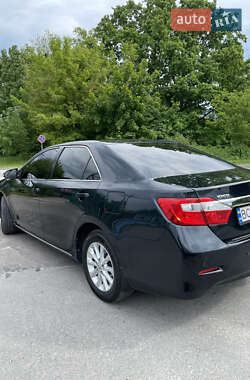 Седан Toyota Camry 2013 в 