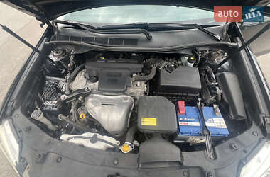 Седан Toyota Camry 2013 в 