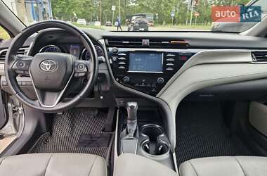 Седан Toyota Camry 2018 в 