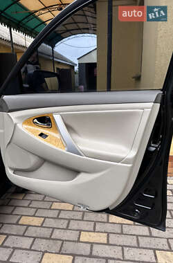 Седан Toyota Camry 2006 в 