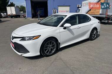 Седан Toyota Camry 2019 в 