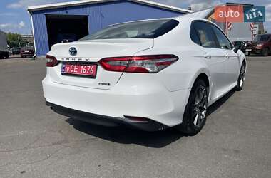 Седан Toyota Camry 2019 в 