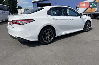 Седан Toyota Camry 2019 в 