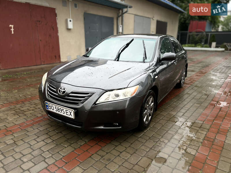 Седан Toyota Camry 2007 в 