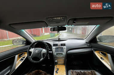 Седан Toyota Camry 2007 в 