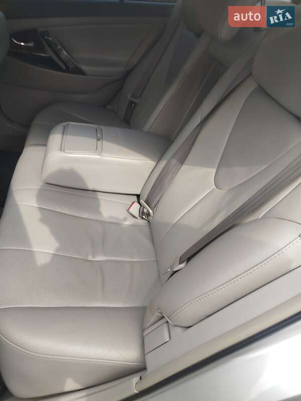 Седан Toyota Camry 2006 в Кам'янському