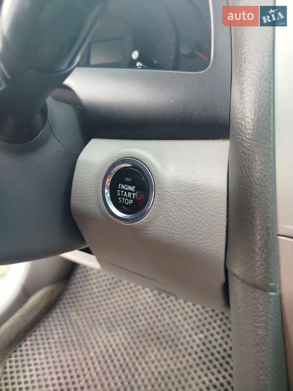 Седан Toyota Camry 2006 в Кам'янському