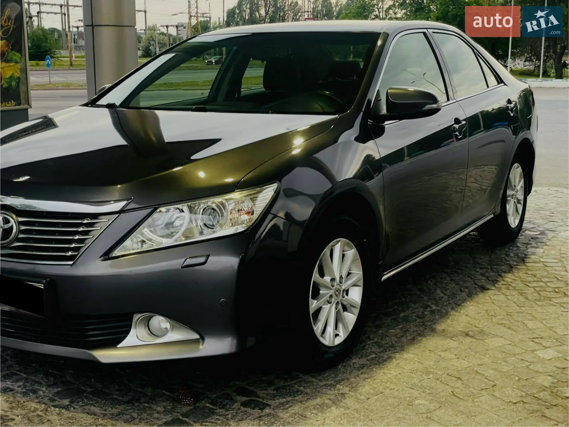 2013 Toyota Camry - мініатюра 16
