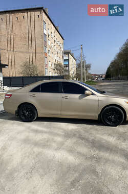 Седан Toyota Camry 2010 в 