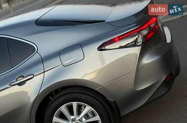 Седан Toyota Camry 2022 в 
