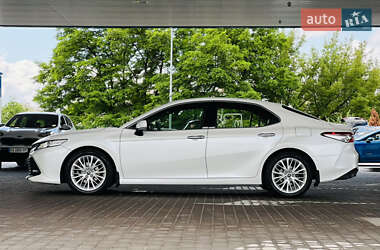 Седан Toyota Camry 2018 в Києві