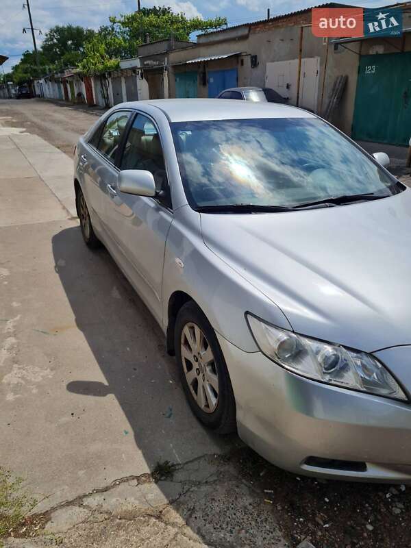 Седан Toyota Camry 2008 в Измаиле