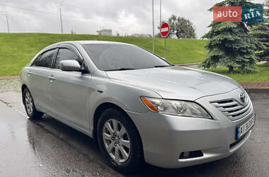 Седан Toyota Camry 2006 в Києві