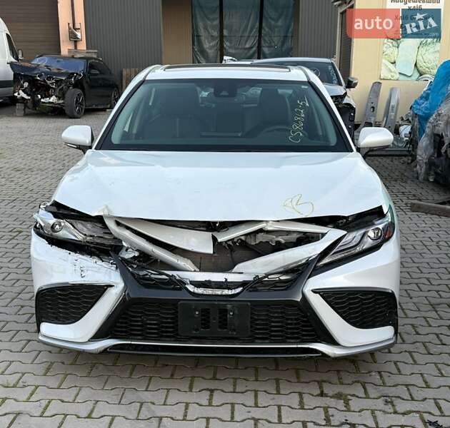 Toyota Camry 2022