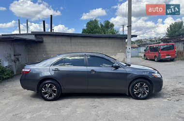 Седан Toyota Camry 2006 в 