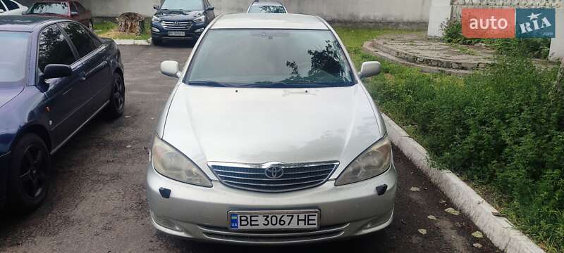 Седан Toyota Camry 2004 в Миколаєві