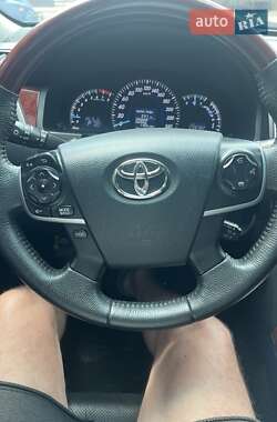 Седан Toyota Camry 2012 в 