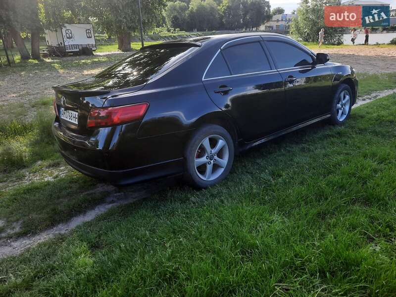 Седан Toyota Camry 2008 в Бобровиці