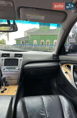 Седан Toyota Camry 2006 в 