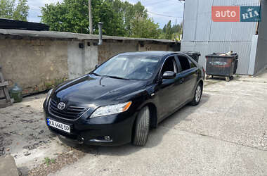 Седан Toyota Camry 2008 в Киеве