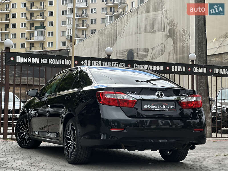 Седан Toyota Camry 2012 в Одессе