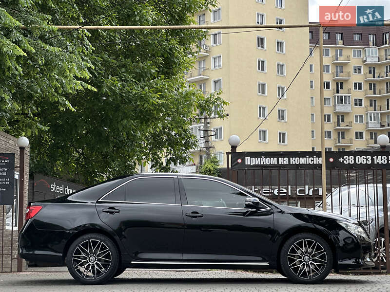 Седан Toyota Camry 2012 в Одессе