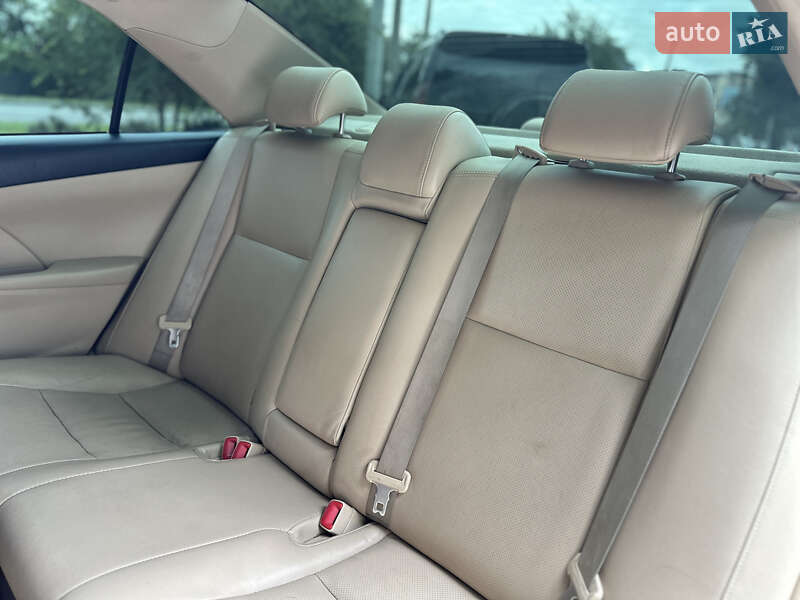 Седан Toyota Camry 2012 в Одессе