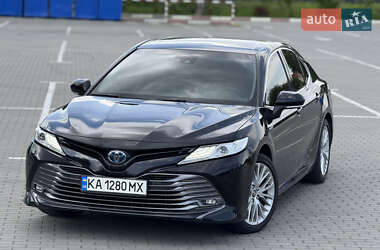 Седан Toyota Camry 2020 в Коломые