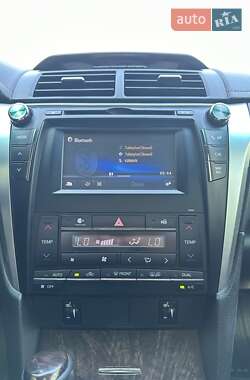 Седан Toyota Camry 2017 в 