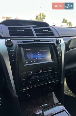 Седан Toyota Camry 2017 в 