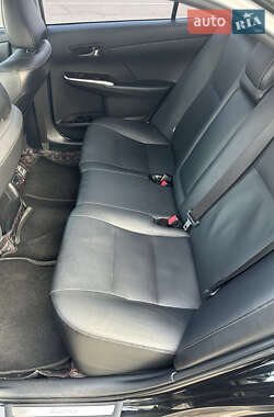 Седан Toyota Camry 2015 в 