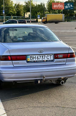 Седан Toyota Camry 1996 в 