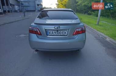 Седан Toyota Camry 2006 в 
